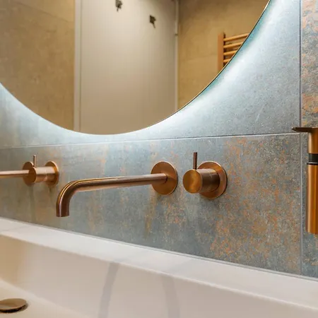 Luxury Harbour With Sauna And Jacuzzi