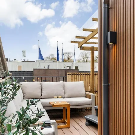 Luxury Harbour With Sauna And Jacuzzi
