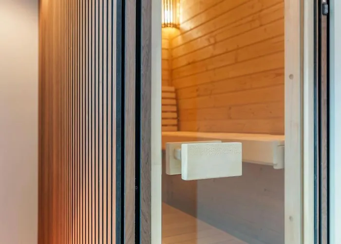 Luxury Harbour With Sauna And Jacuzzi *