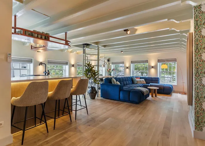 Luxury Harbour With Sauna And Jacuzzi *